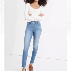 Madewell Skinny Skinny Size 30 jeans.